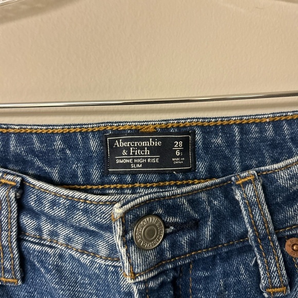 Abercrombie & Fitch Simone High Rise Slim Jeans - Picture 4 of 4
